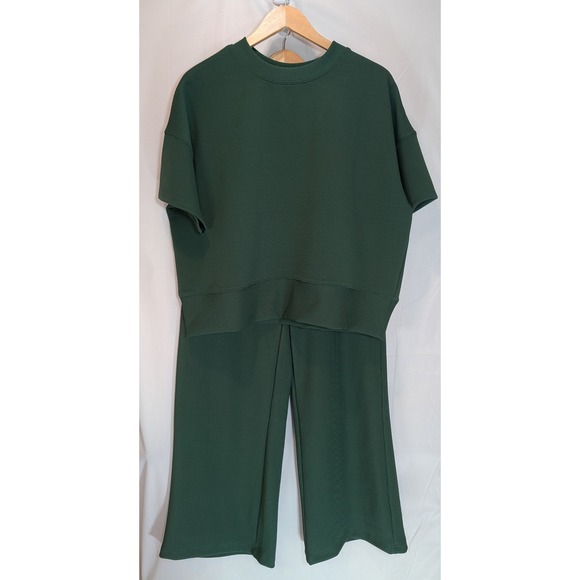 Zenana Outfitters Other - Zenana Women Green Ribbed Knit 2 Piece Set Short Sleeve Top Wide Leg Pants S